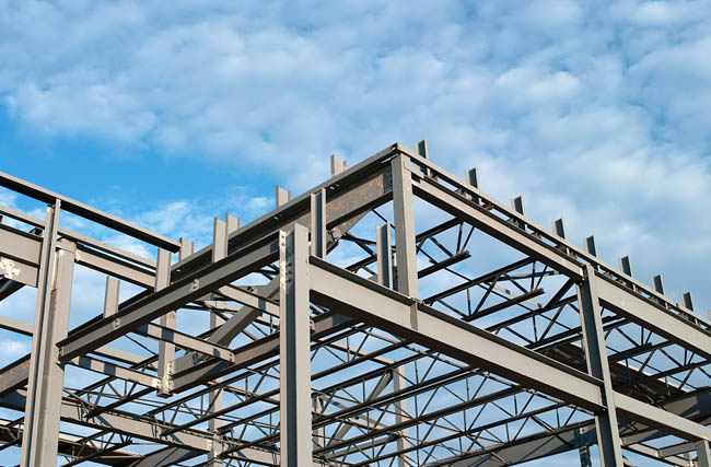 說說溫州鋼結(jié)構(gòu)廠房常用材料特點